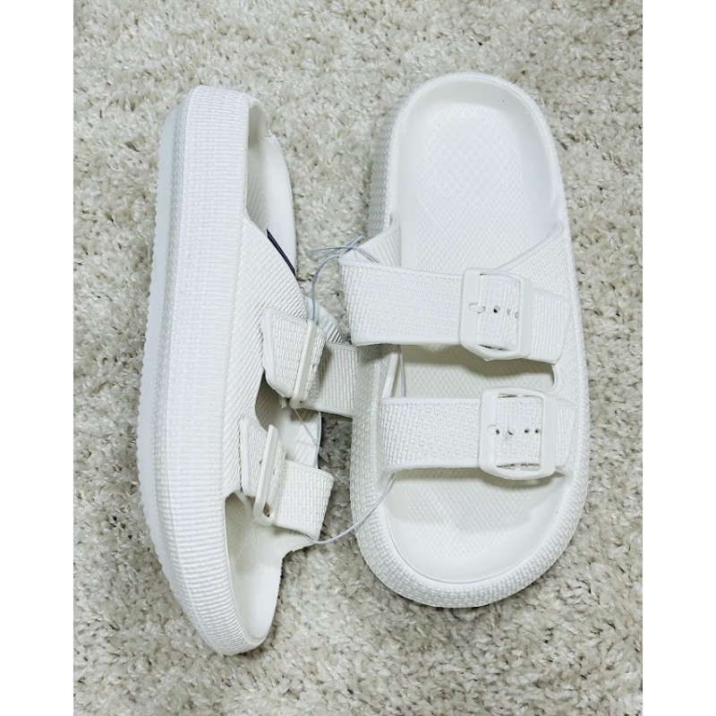 CHANCLAS PLAYA